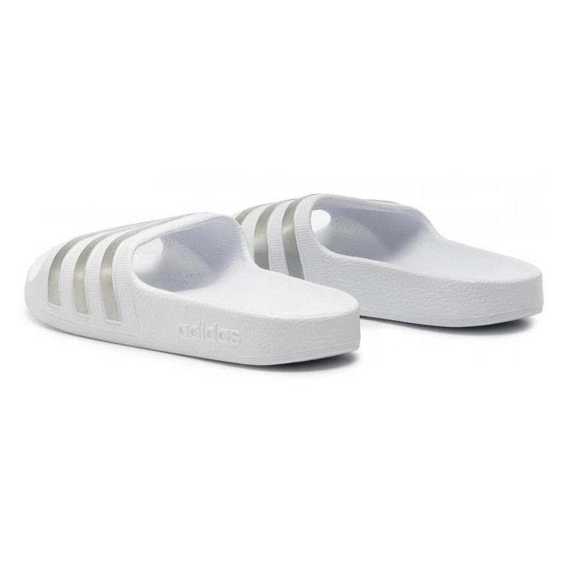 Adidas ADILETTE AQUA Kids Slides - Valley Sports UK