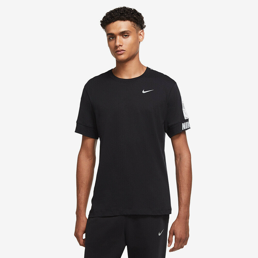 Nike Mens Retro T-Shirt Branded Sports Gym Casual Cotton Crew Tee Shirt - Valley Sports UK